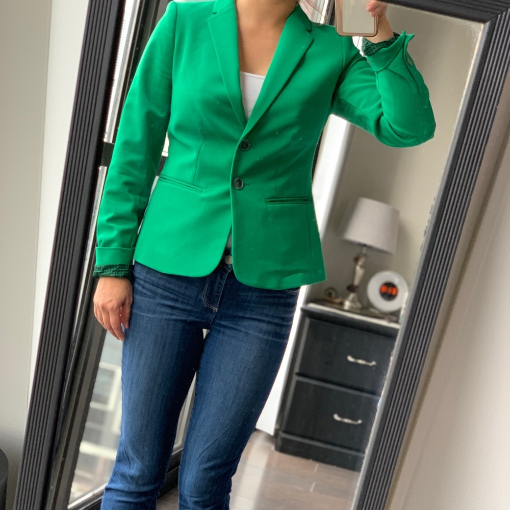 Eye Catching Emerald Green Blazer